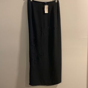 New Skirt Venezia. Size 18. Black Embroidered with Sequins